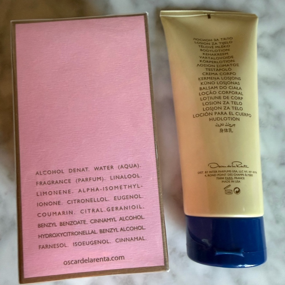 Oscar de la Renta So Fragrance and Body Lotion Gift Set 3.4 ounces - Picture 3 of 7